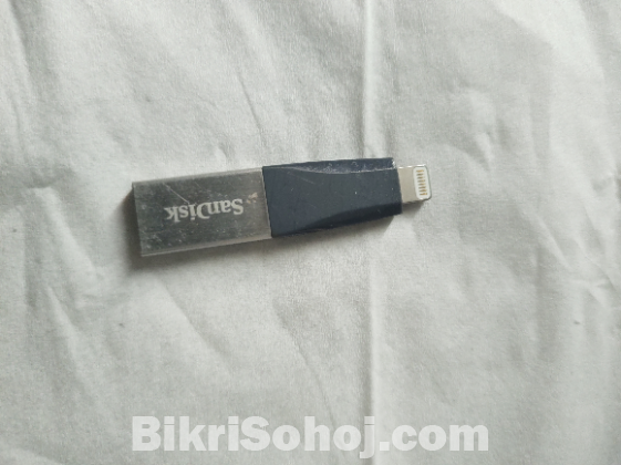 Sandisck 128 gb pendrive